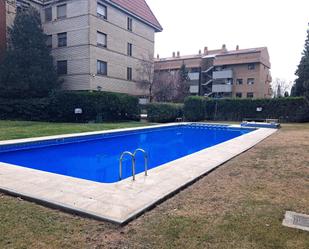 Swimming pool of Flat to rent in  Zaragoza Capital  with Air Conditioner, Heating and Parquet flooring