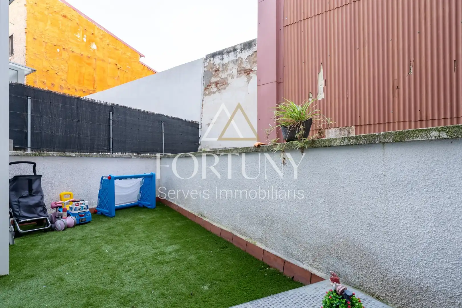 Terrasse von Wohnung zum Verkauf in Reus mit Klimaanlage, Parkett und Terrasse