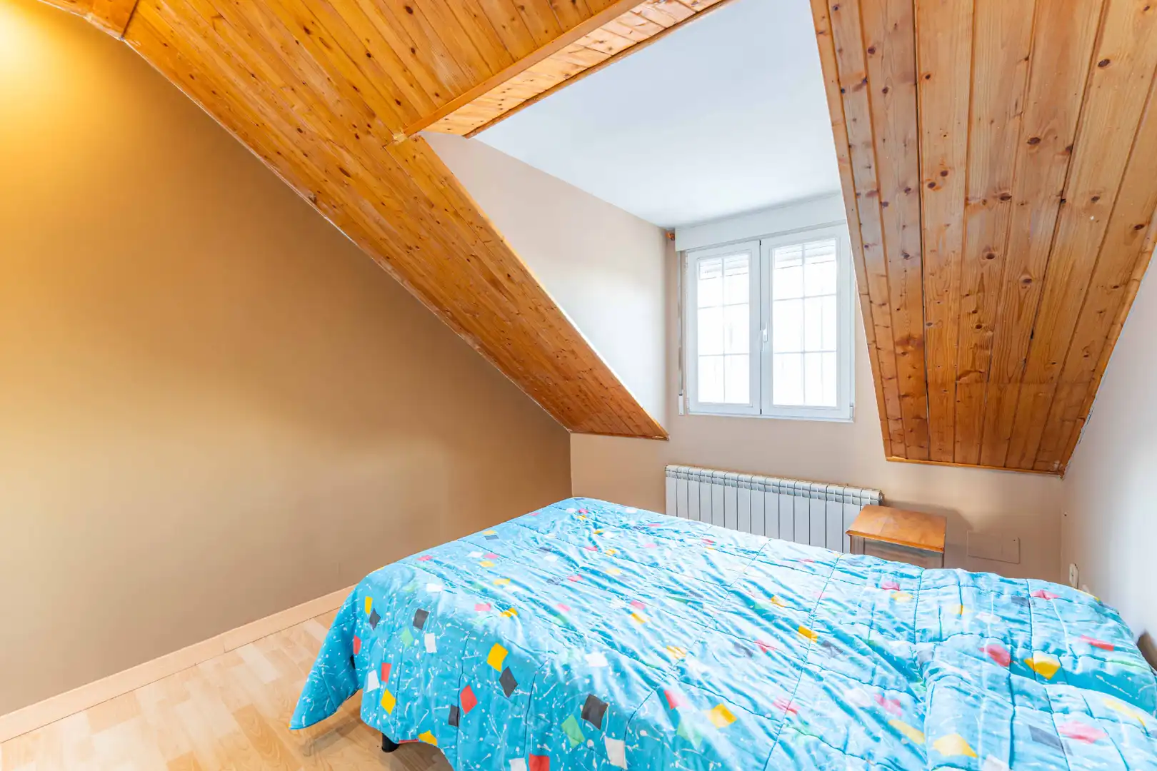 Bedroom of Houses for sale in Sevilla la Nueva  with Air Conditioner, Heating and Private garden