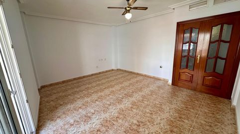 Foto 4 de Apartament en venda a Calle Orihuela, Puerto Deportivo, Torrevieja