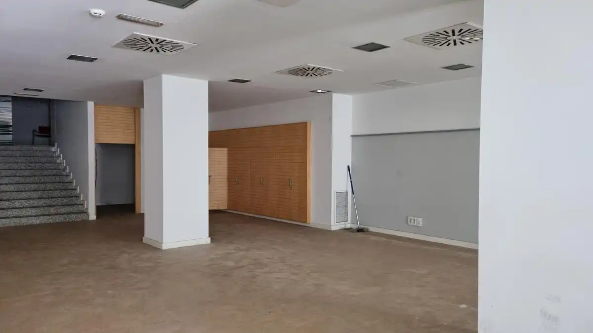 Business premises for sale in GABRIEL ALOMAR I VILLALONGA 6, imagen 5