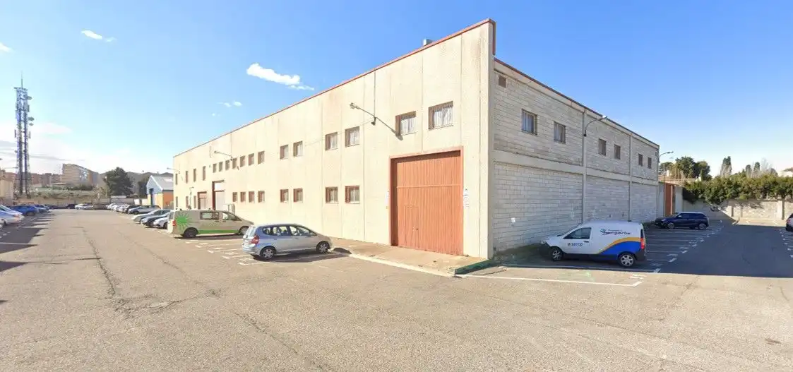 Vista exterior de Nau industrial de lloguer en Zaragoza