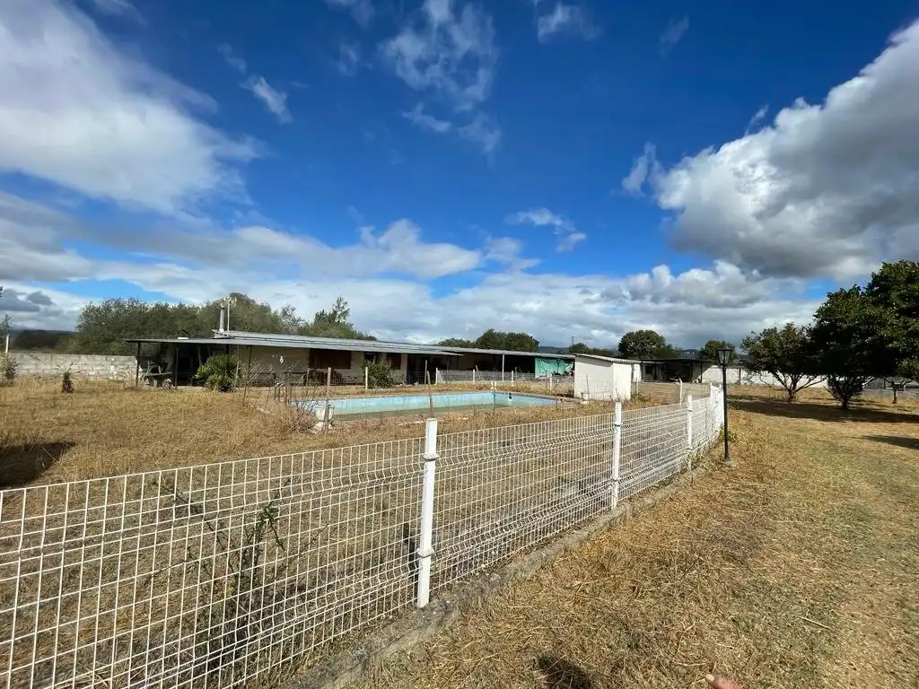 Vista exterior de Residencial en venta en Carracedelo