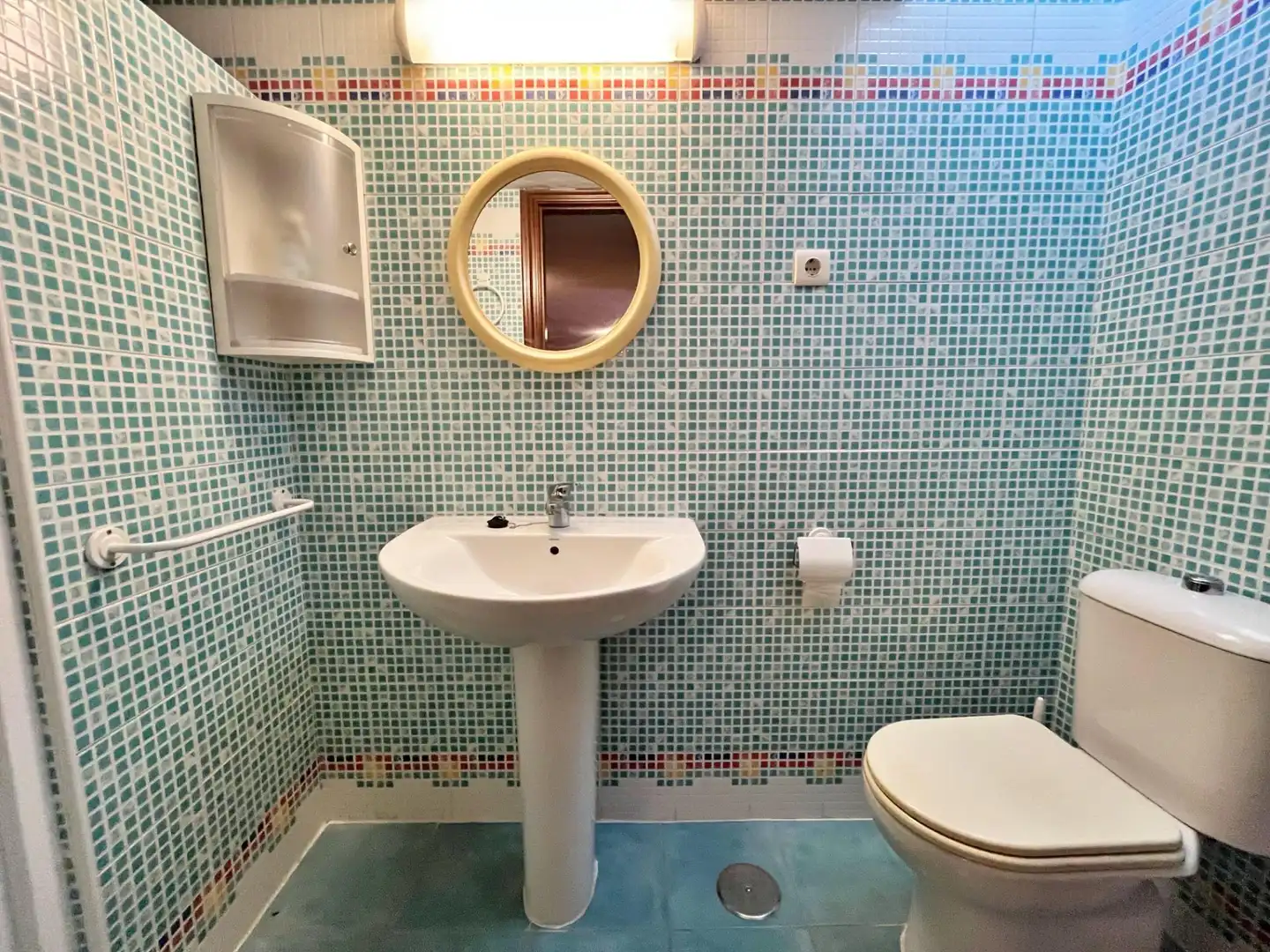 Baño de Casa adosada en venta en Rincón de la Victoria con Aire acondicionado, Calefacción y Terraza