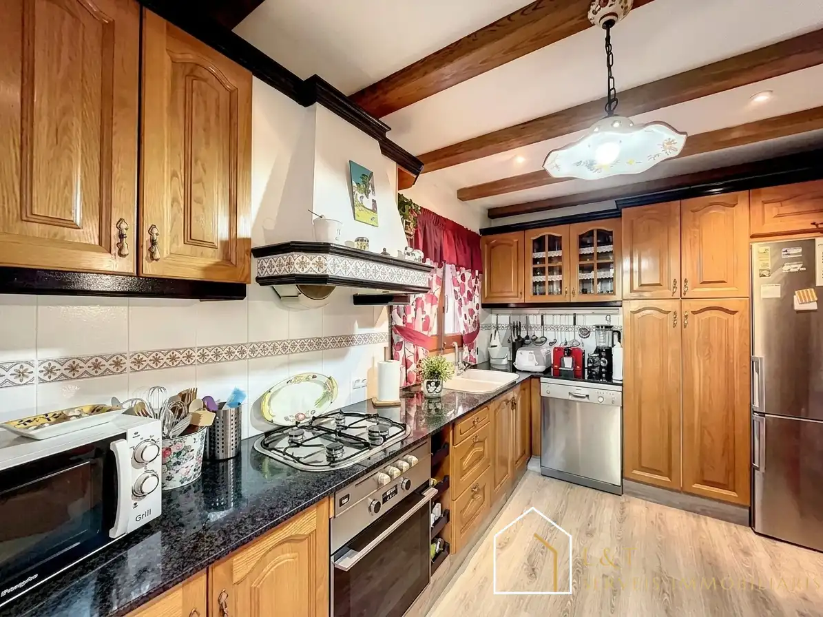 Cocina de Casa o chalet en venta en Vallgorguina con Calefacción, Jardín privado y Parquet