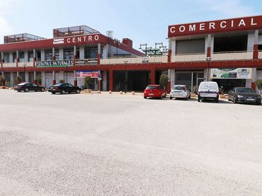 Locale commerciale in vendita a Calle Mar Mediterráneo 74