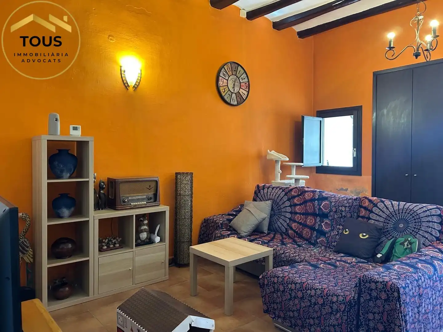 Sala de estar de Finca rústica en venta en Vilassar de Dalt con Calefacción y Terraza