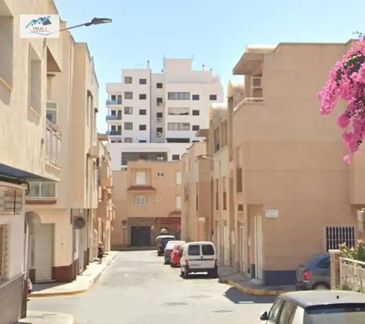 Flat with terrace for sale in Calle MANUEL FERNANDEZ ARRIO(E)