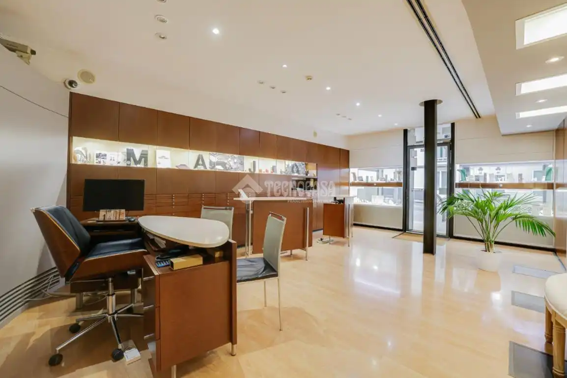 Casa aparellada amb terrassa en venda a Centre - Can Nadal, imagen 17