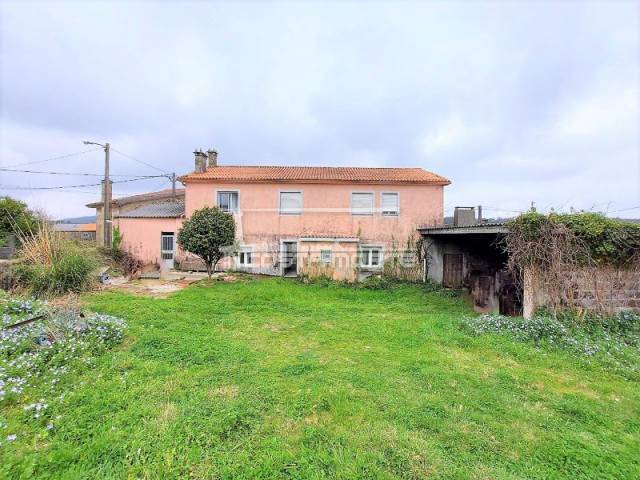 Casa-chalet en Venta en Muxía
