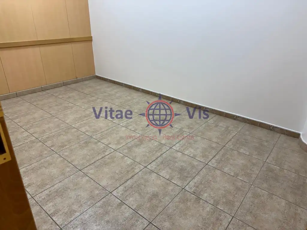 Local comercial de lloguer a Avenida Europa, imagen 8