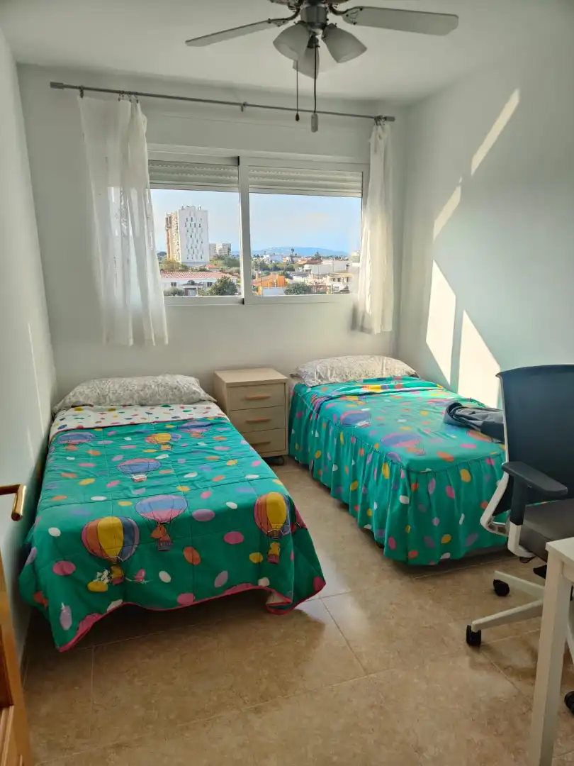 Habitación de Apartamento en venta en Vinaròs con Terraza, Trastero y Amueblado