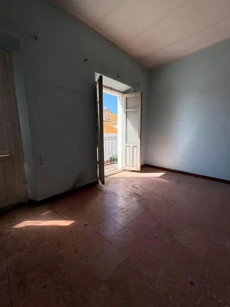 Habitación de Casa adosada en venta en Carmona con Terraza y Balcón