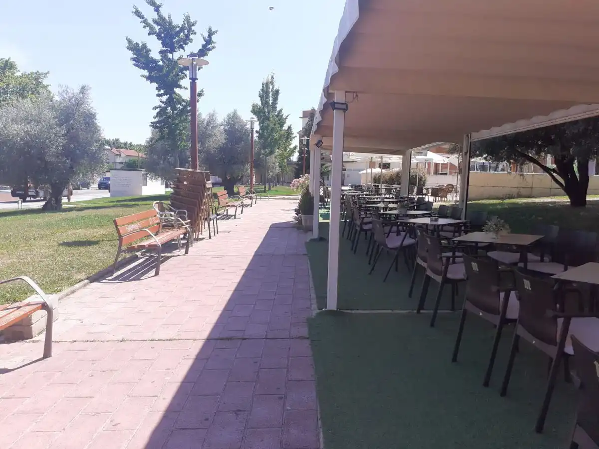 Terraza de Local en venta en Arroyo de la Encomienda con Aire acondicionado y Amueblado