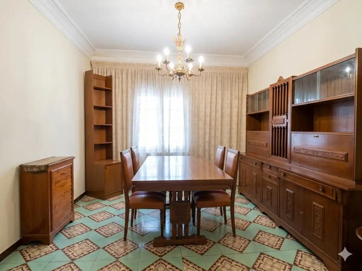 Casa amb terrassa en venda a Avenida NAVARRA, imagen 13