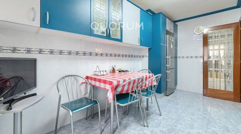 Foto 5 de Piso en venta en Centro - Ariz - Uribarri, Basauri