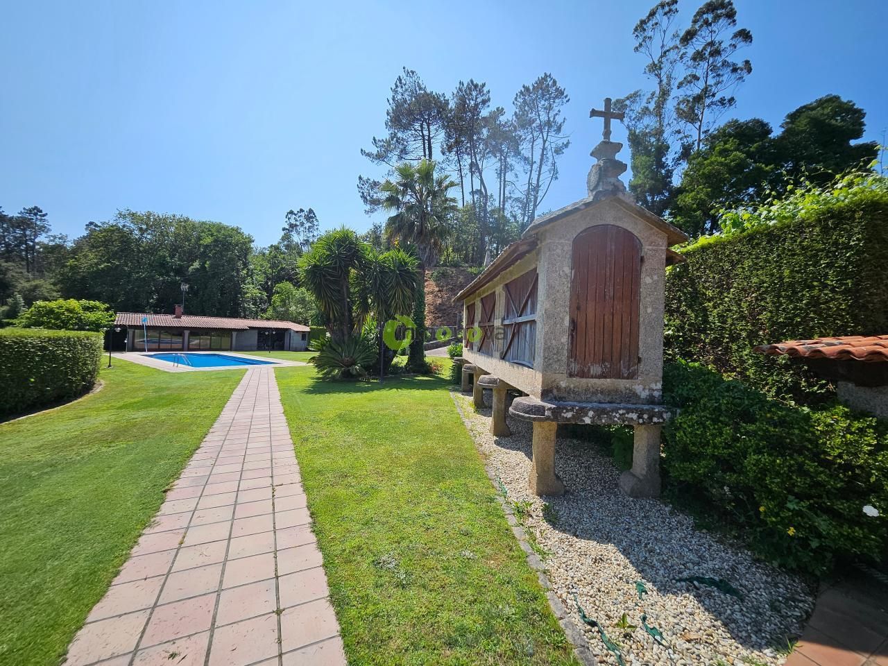 Jardí de Casa o xalet en venda en Mos amb Calefacció, Jardí privat i Piscina