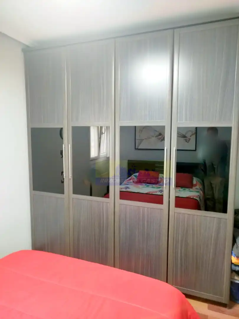 Bedroom of Flat for sale in Castro-Urdiales  with Heating