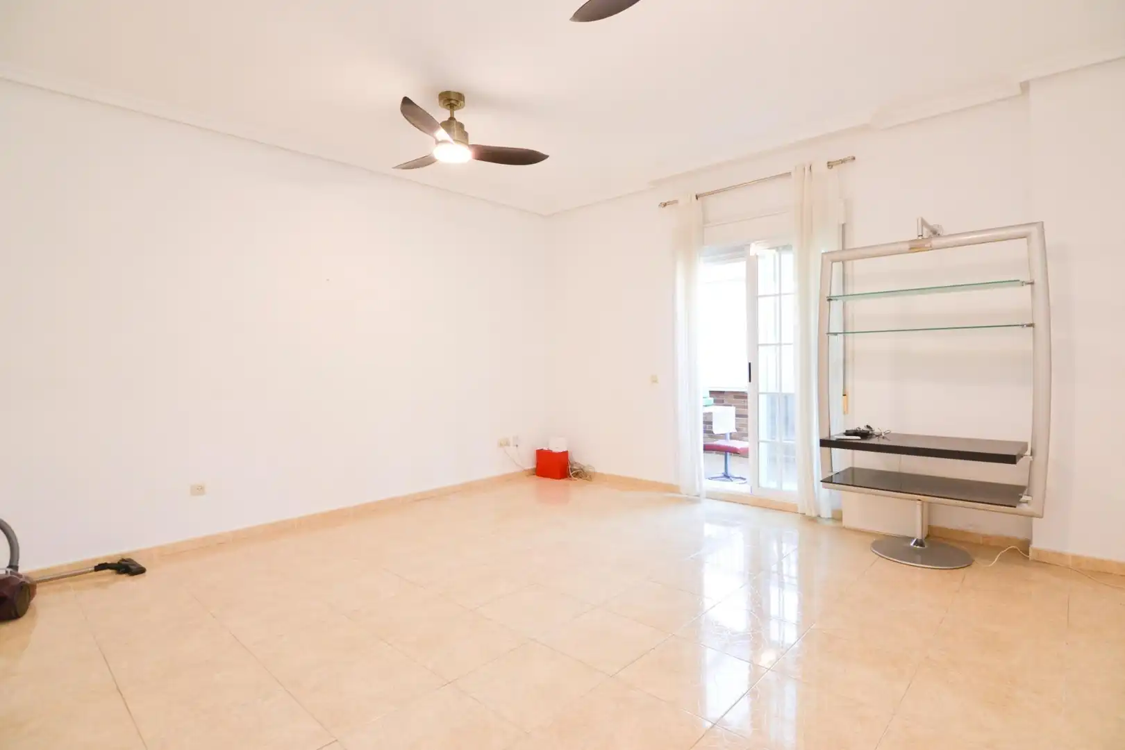 Sala de estar de Piso en venta en Villanueva del Pardillo con Calefacción, Terraza y Trastero