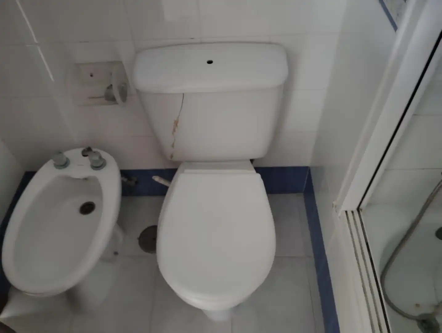 Bany de Casa o xalet en venda en Brenes amb Aire condicionat, Jardí privat i Forn