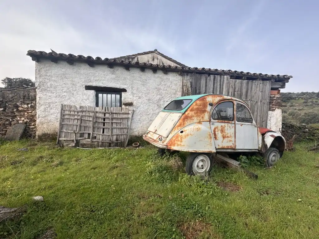 Außenansicht von Country house zum Verkauf in Valencia de Alcántara