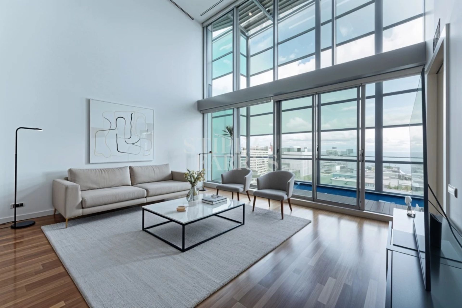 Living room of Duplex for rent in  Barcelona Capital  with Air Conditioner, Heating and Parquet flooring