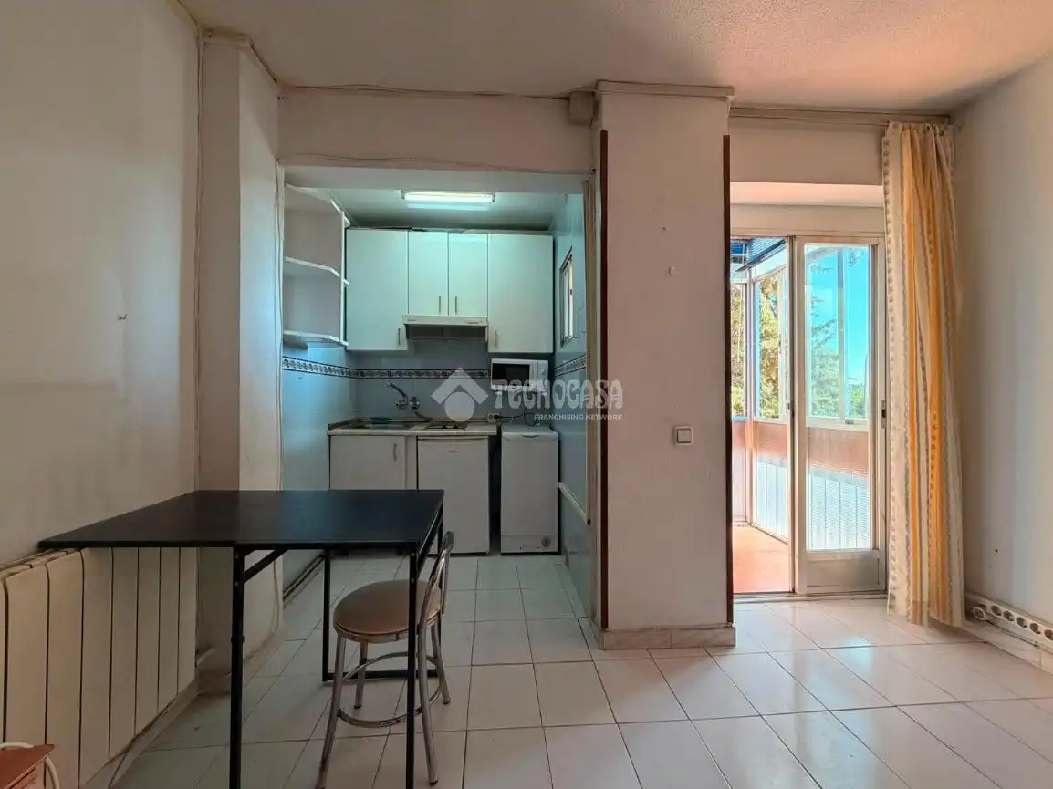 Cocina de Estudio en venta en Madrid con Calefacción y Terraza
