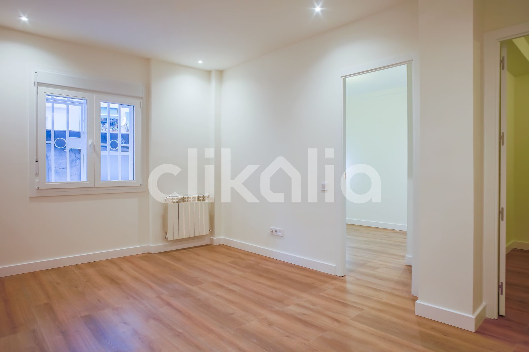 Flat for sale in  Madrid Capital  with Air Conditioner, Heating and Terrace