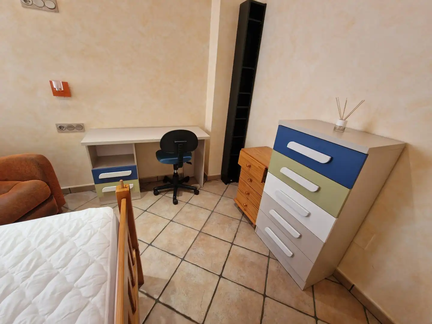 Habitación de Apartamento en venta en Águilas con Amueblado y Balcón