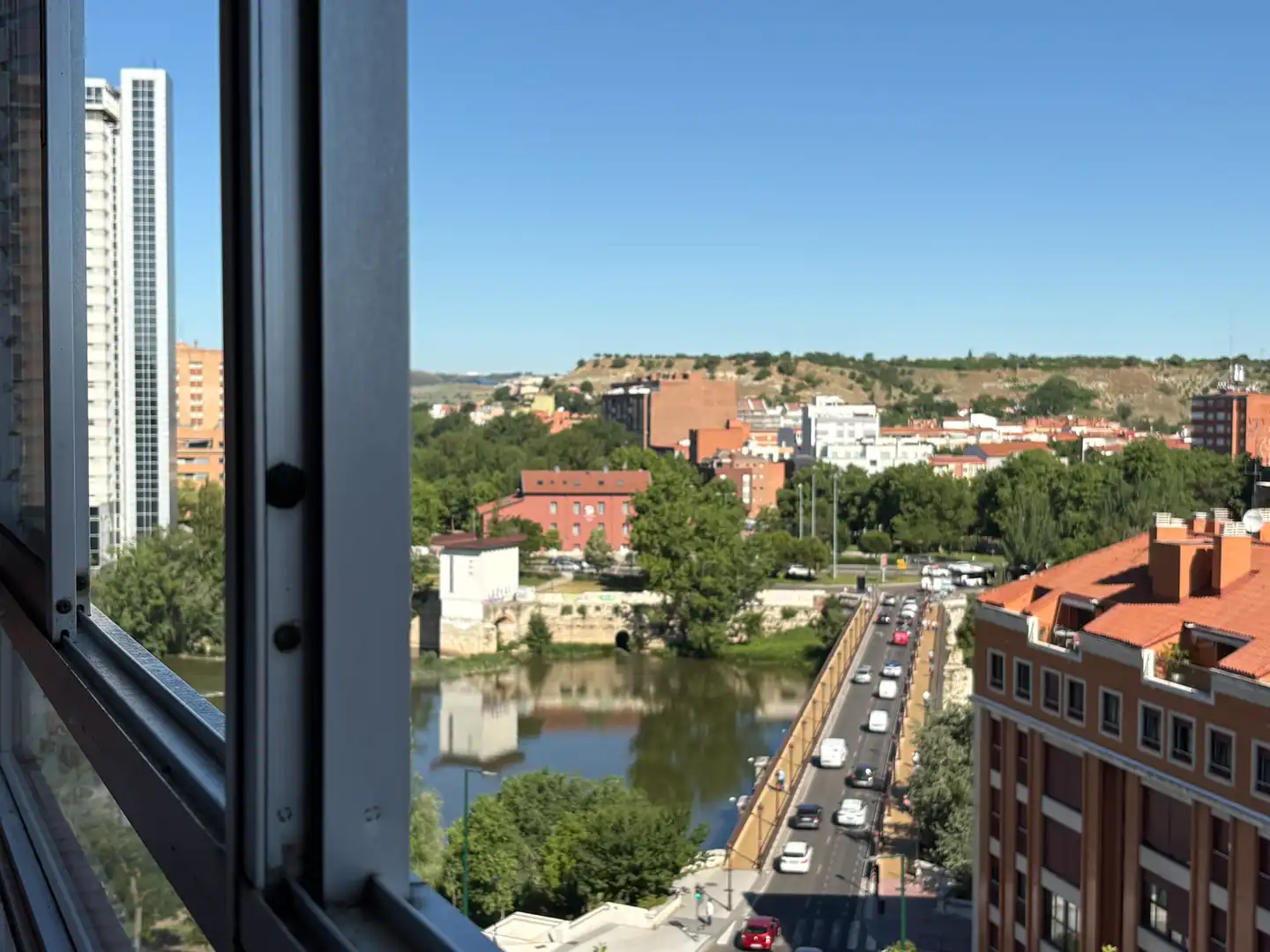 Vista exterior de Pis en venda en Valladolid amb Terrassa i Traster