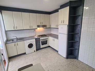 Appartamento con balcone in affitto a Casco Viejo