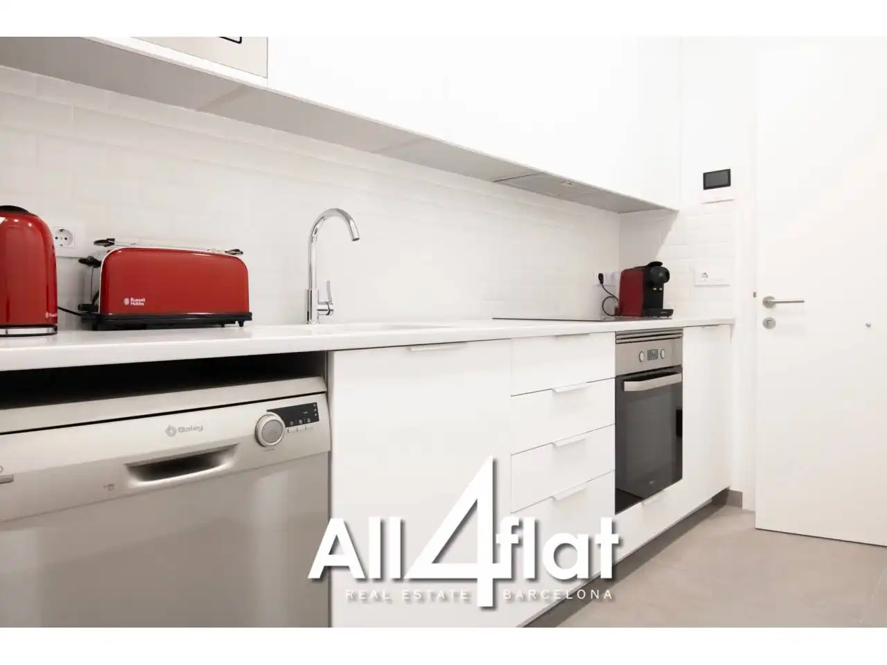 Kitchen of Study for rent in Barcelona  with Air Conditioner, Heating and Furnished
