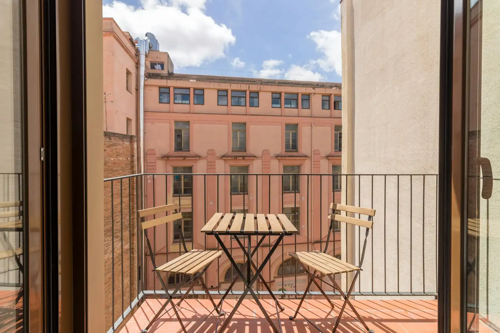 Terrassa de Pis de lloguer en Barcelona amb Aire condicionat, Moblat i Rentadora