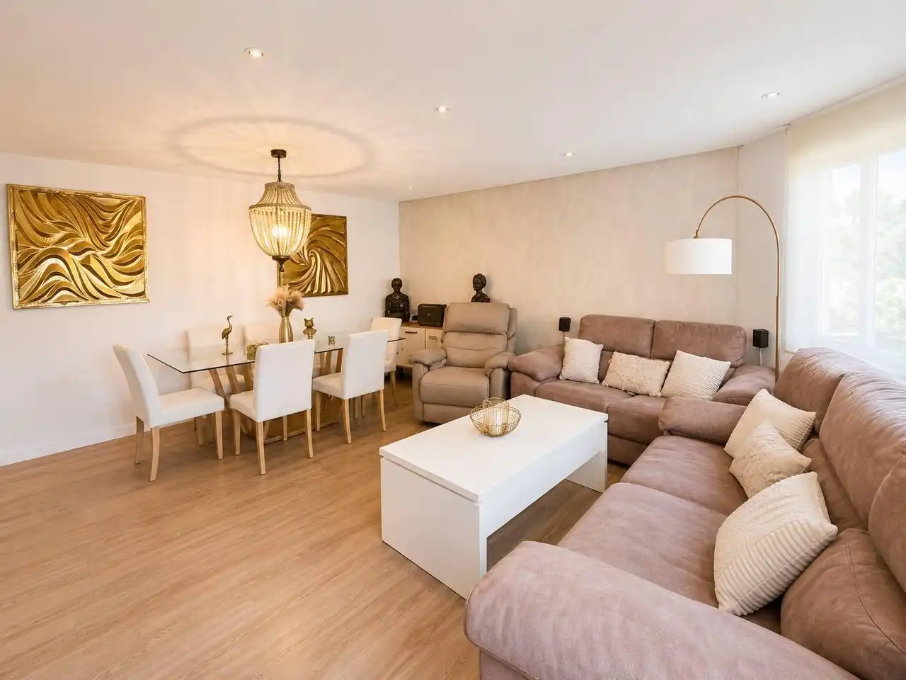Sala de estar de Piso en venta en Alicante / Alacant con Aire acondicionado, Calefacción y Jardín privado