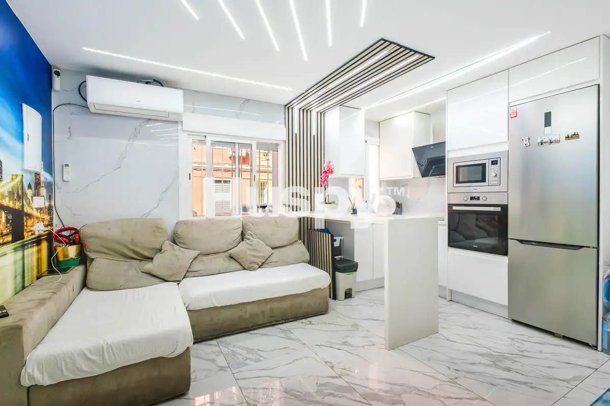 Sala d'estar de Planta baixa en venda en Cruz de Humilladero