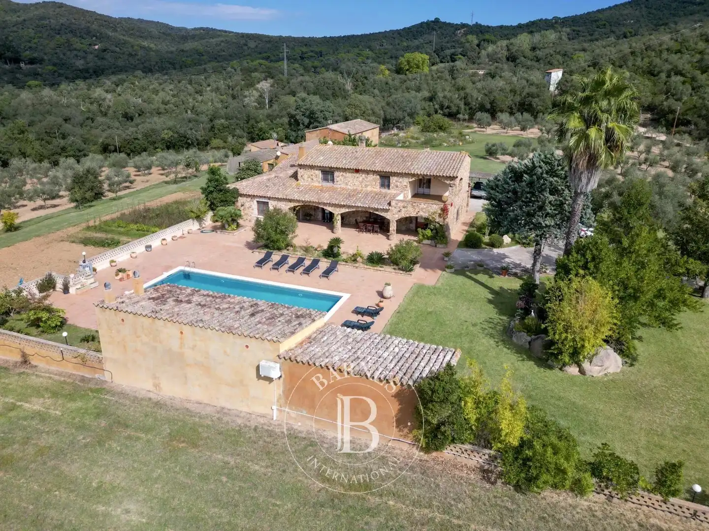 Country house with pool for sale in Cabanyes - Mas Ambrós - Mas Pallí