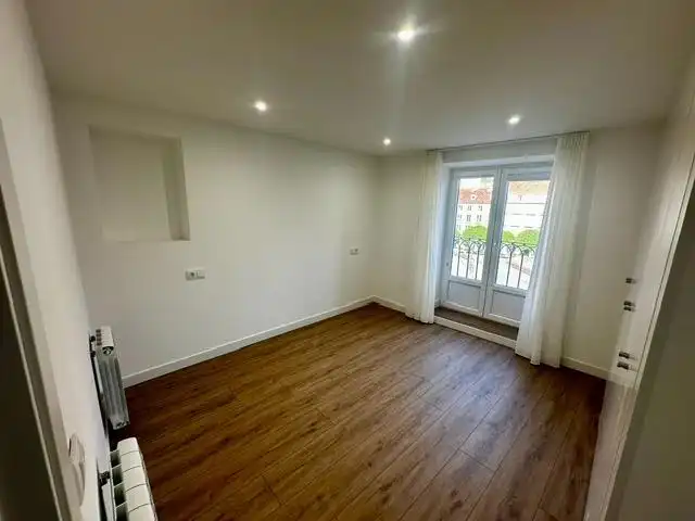 Bedroom of Flat for rent in Burgos  with Heating and Balcony