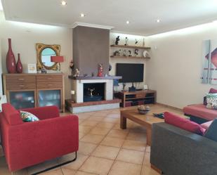 Living room of House or chalet for sale in Sant Fost de Campsentelles  with Air Conditioner, Terrace and Balcony