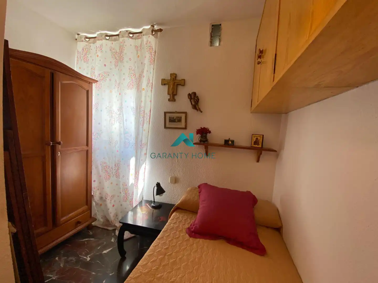 Schlafzimmer von Wohnung zum Verkauf in Jaén mit Klimaanlage, Heizung und Balkon