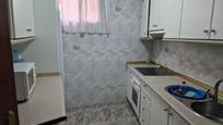 Cuina de Casa o xalet en venda en Cáceres Capital amb Calefacció