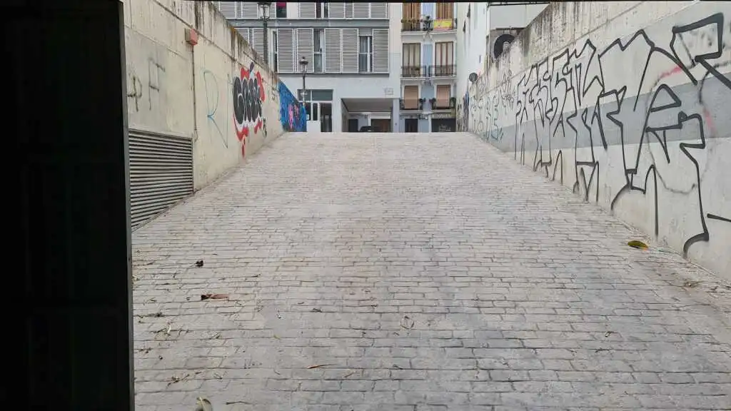 Einzelparkplatz zum Verkauf in Baix, imagen 4
