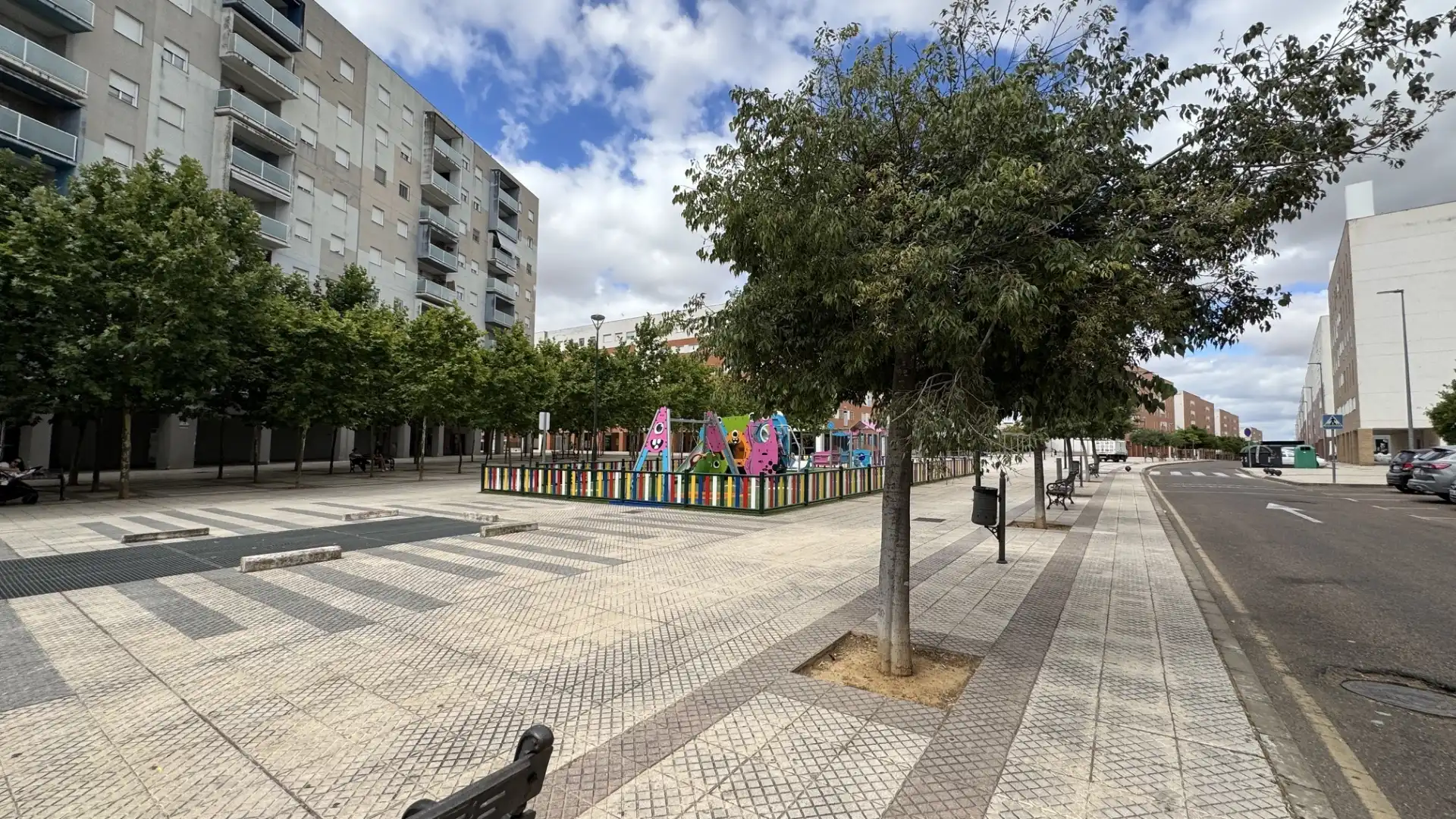 Vista exterior de Pis en venda en Badajoz amb Aire condicionat