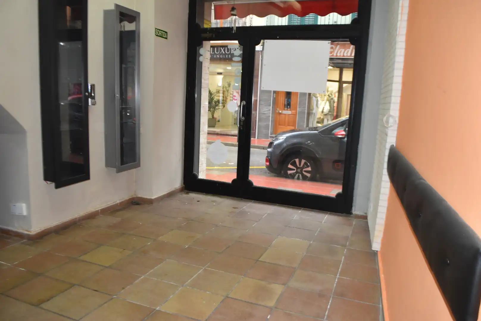 Gemischtgenutztes Gebäude zum Verkauf in Carretera Vella, imagen 3