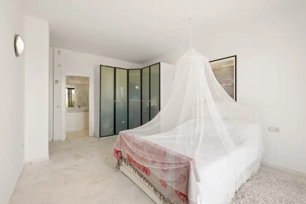 Habitación de Planta baja en venta en Ojén con Aire acondicionado, Jardín privado y Terraza