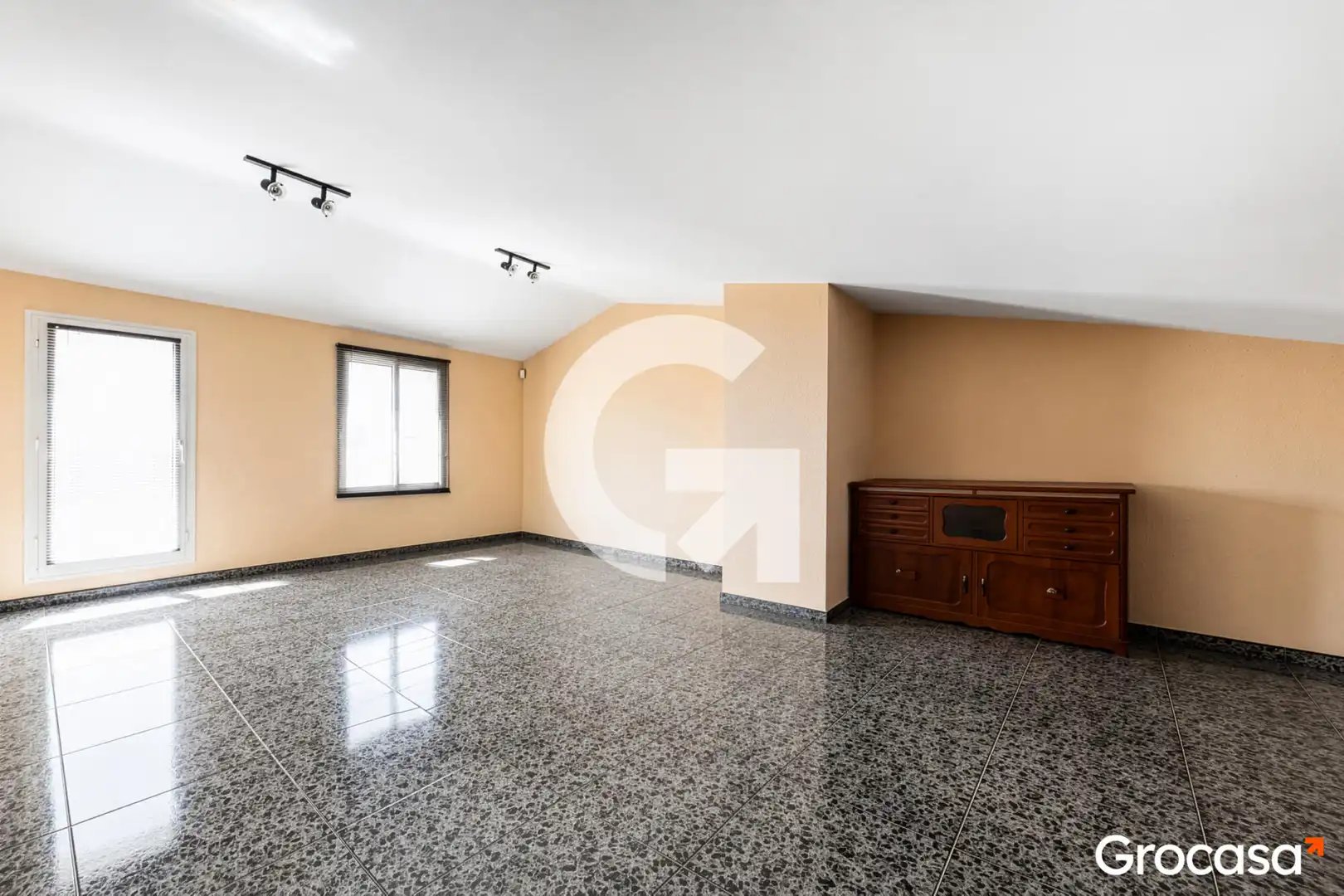 Living room of Houses for sale in Terrassa  with Air Conditioner, Heating and Terrace