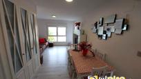 Sala d'estar de Pis en venda en Laredo amb Calefacció, Terrassa i Moblat