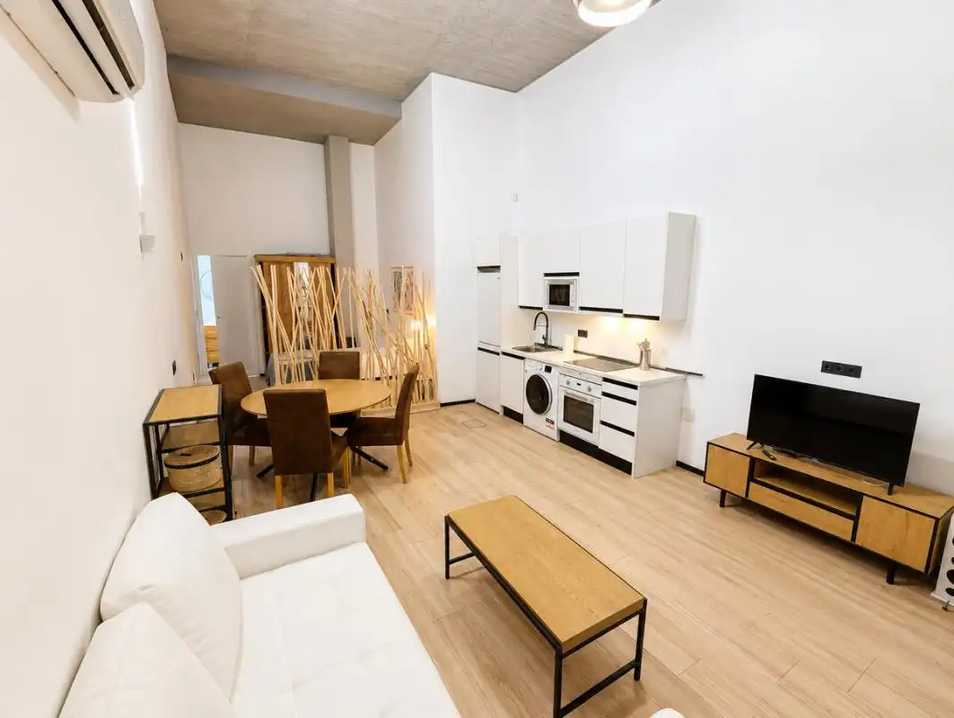 Sala d'estar de Planta baixa en venda en Málaga amb Aire condicionat i Calefacció