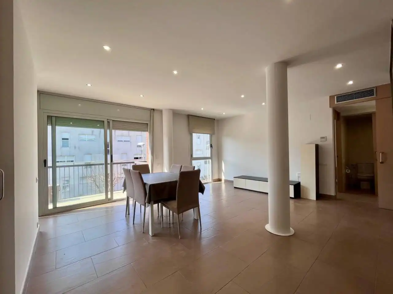 Exterior view of Flat for rent in Sant Sadurní d'Anoia  with Air Conditioner, Terrace and Balcony