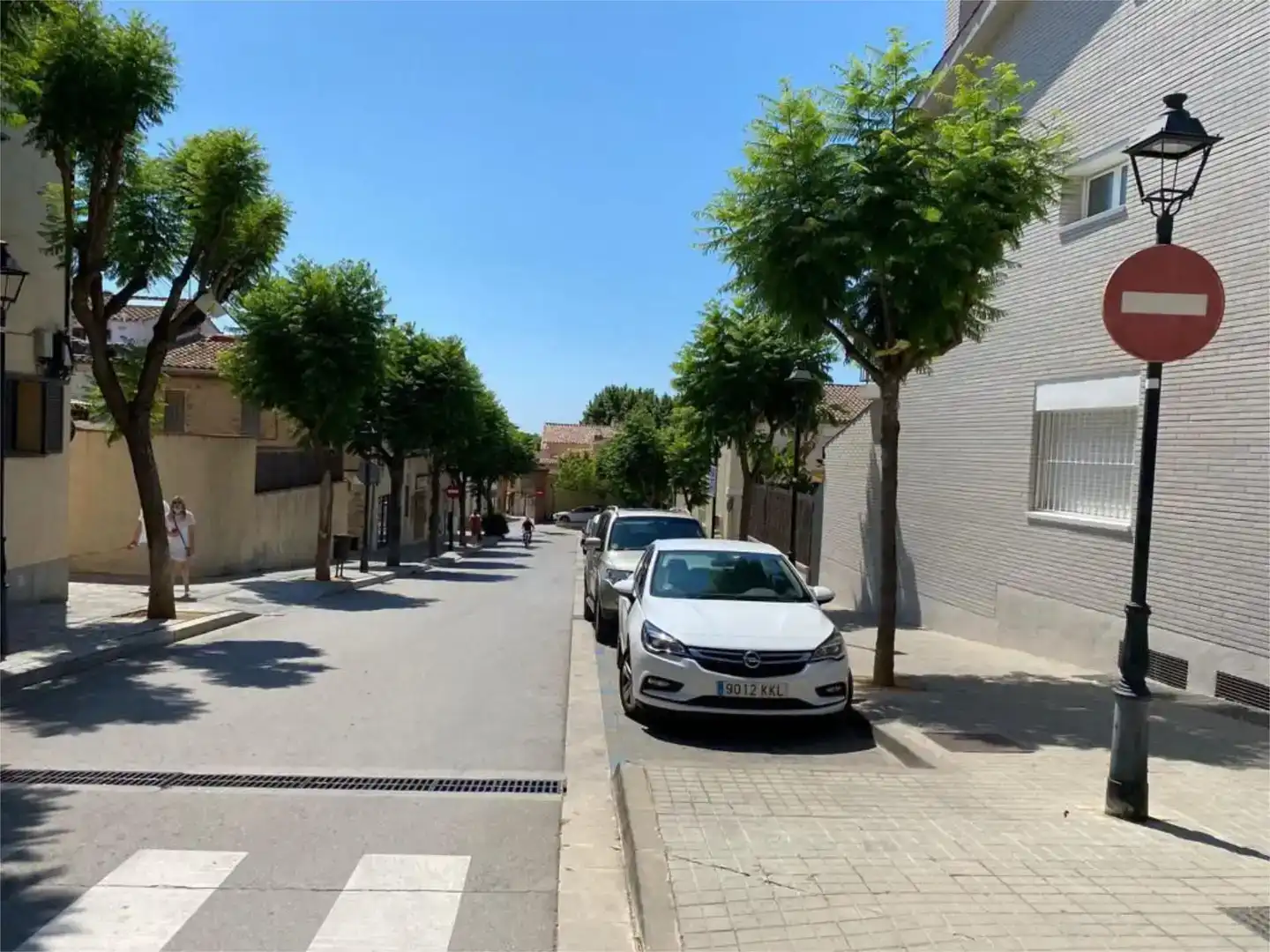 Exterior view of Flat for rent in Alella  with Air Conditioner