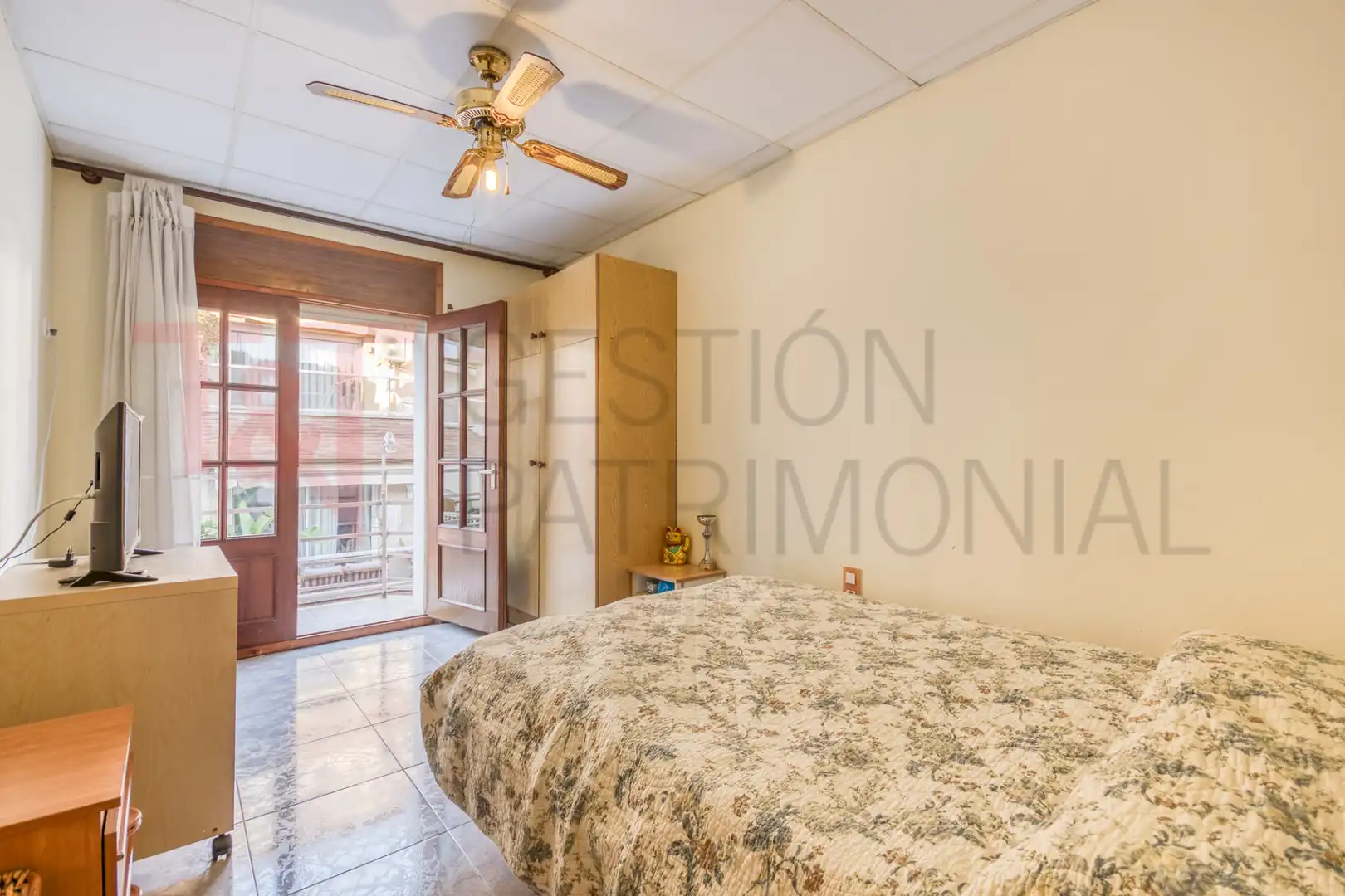 Habitación de Edificio en venta en Calella, Barcelona